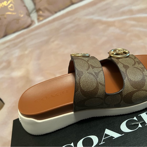 Coach sandals - Picture 3 of 7